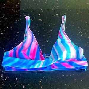 Denater Women’s Bikini Swim Top - Medium